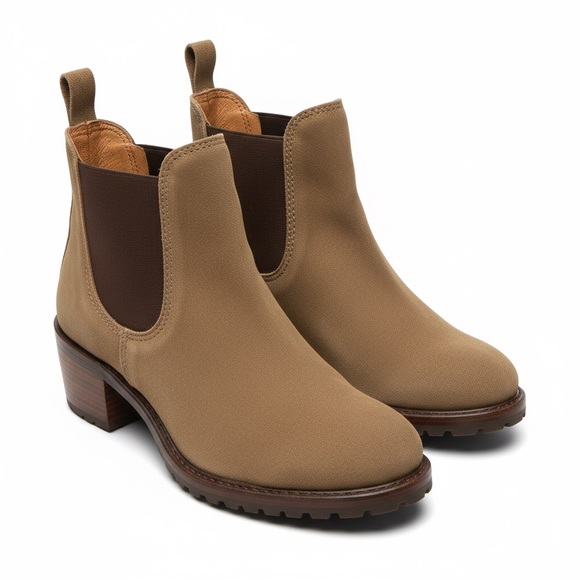 Frye Shoes - Frye Tan Chelsea Boots